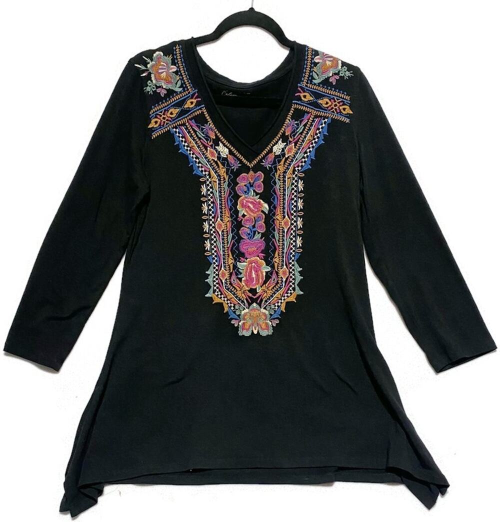 Calessa Black Embroidered Tunic Top Womens Medium Boho Polyester Colorful Floral
